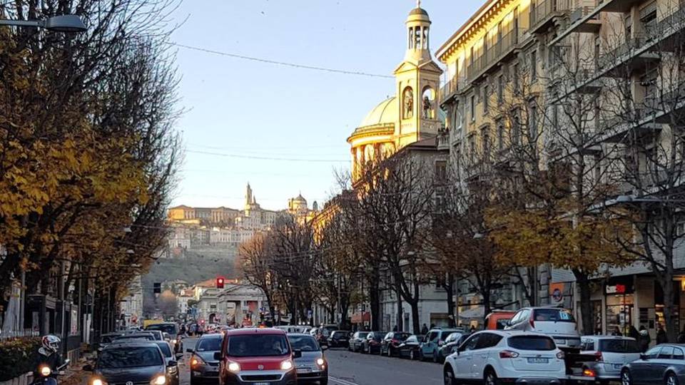 A Bergamo è primavera: 19 gradi «Record, ma ora torna il freddo» A Bergamo è primavera: 19 gradi «Record, ma ora torna il freddo»