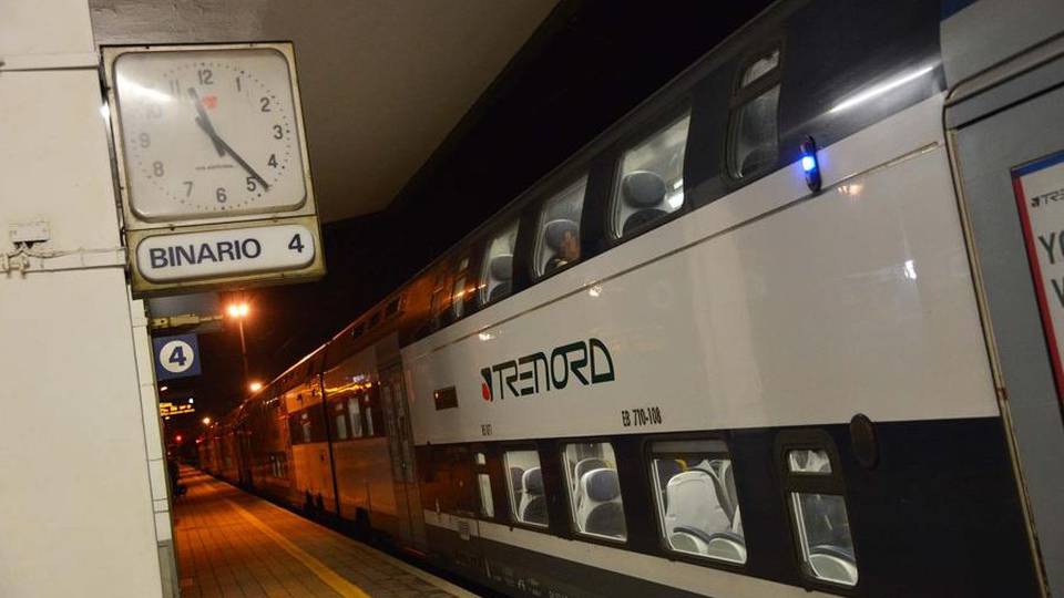 Treni pendolari, l’età media scende In Lombardia siamo a 18,6 anni Treni pendolari, l’età media scende In Lombardia siamo a 18,6 anni