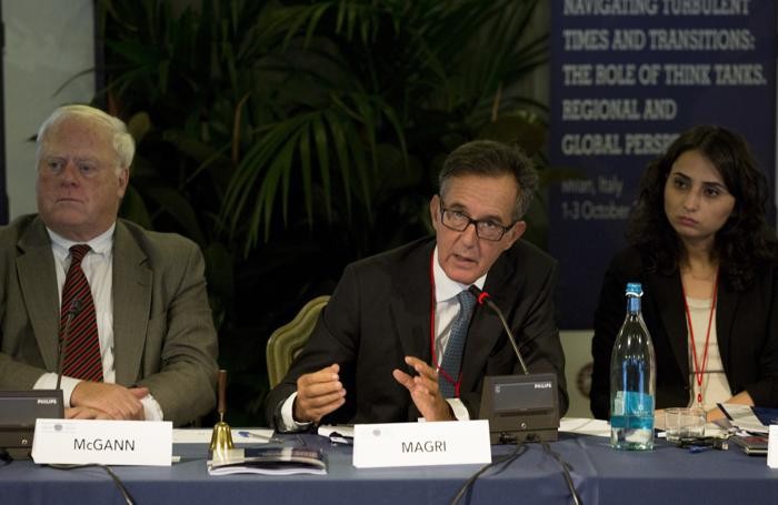Paolo Magri a un summit
