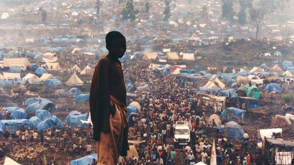 A Roma in foto migranti e orrore guerre A Roma in foto migranti e orrore guerre