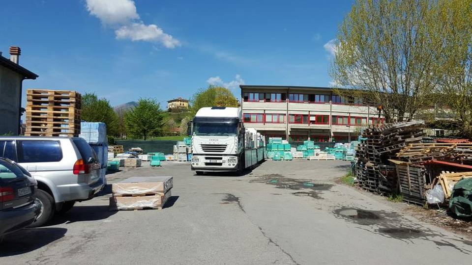 Sorisole: tra cognati finisce a coltellate Un ferito e un arresto: tentato omicidio Sorisole: tra cognati finisce a coltellate Un ferito e un arresto: tentato omicidio
