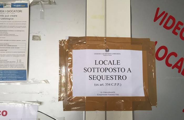 Sequestrata la sala slot dopo l’omicidio: la vittima sarebbe il gestore del locale Sequestrata la sala slot dopo l’omicidio: la vittima sarebbe il gestore del locale