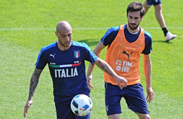 Simone Zaza e (a sinistra) Davide Astori