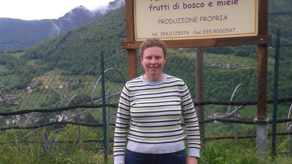 «Addio città, vado a vivere in montagna» Le storie di chi è tornato alle origini «Addio città, vado a vivere in montagna» Le storie di chi è tornato alle origini
