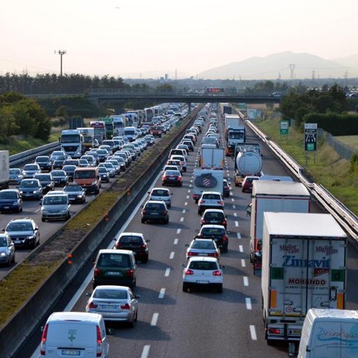 Incidente in A4 tra Trezzo e Capriate 64enne gravemente ferito, lunghe ...