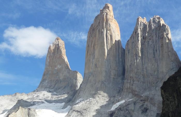 Le tre Torres del Paine viste dal vicino: La Torre Sud De Agostini, la Torre Centrale e la Torre Nord Monzino