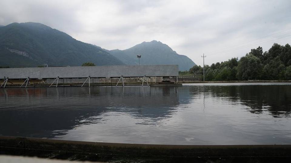 Allarme inquinamento del lago d’Iseo «C’è da ammodernare la rete fognaria» Allarme inquinamento del lago d’Iseo «C’è da ammodernare la rete fognaria»