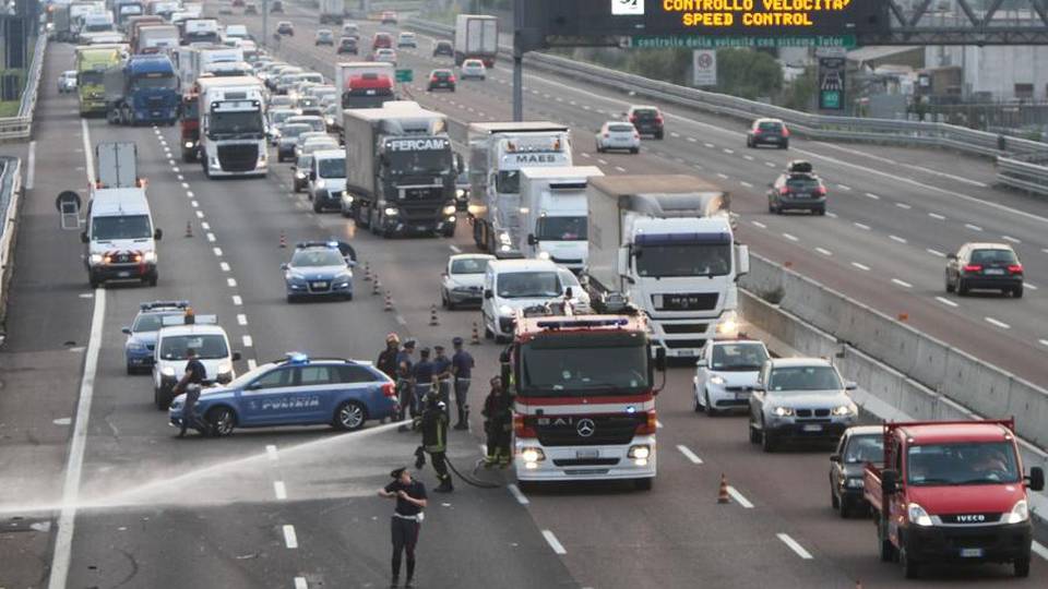 Bergamo, il rischio corre sull’A4 È tra le 5 autostrade più pericolose Bergamo, il rischio corre sull’A4 È tra le 5 autostrade più pericolose