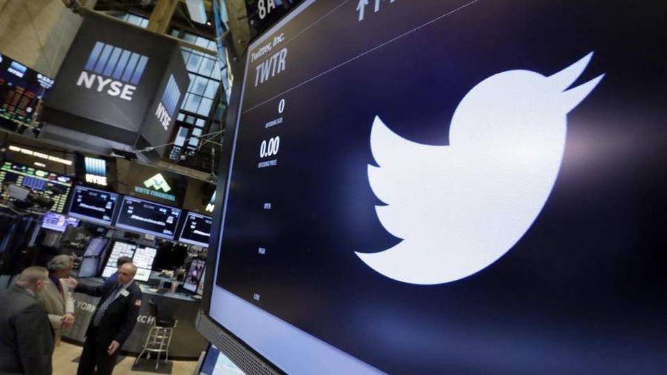 Isis, Twitter sospende 235 mila account «Eliminare la promozione della violenza» Isis, Twitter sospende 235 mila account «Eliminare la promozione della violenza»