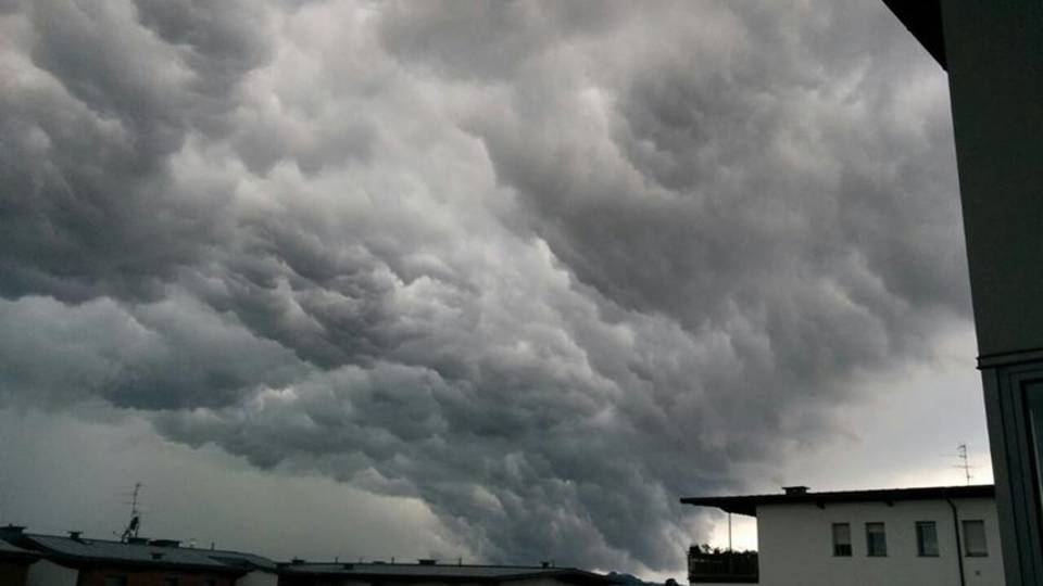 Meteo: venerdì tenete bene l’ombrello Tra le 12 e le 18 previsti temporali forti Meteo: venerdì tenete bene l’ombrello Tra le 12 e le 18 previsti temporali forti