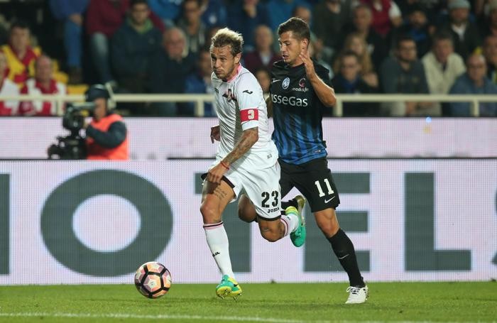 Duello tra Diamanti e Freuler