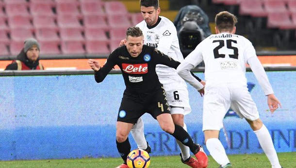 Coppa Italia: Napoli batte Spezia 3-1