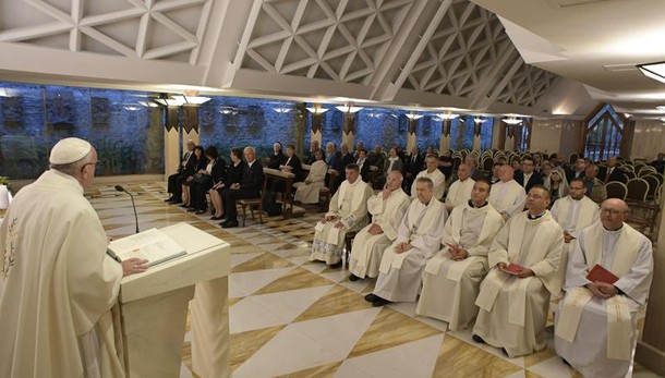 Papa: no a clericalismo, è ipocrita