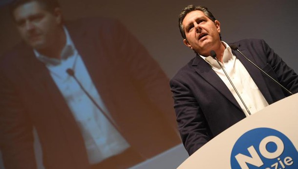 Toti, movimento Parisi è film orrore