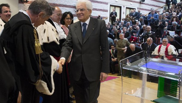 Mattarella, bene guida Bce di Draghi