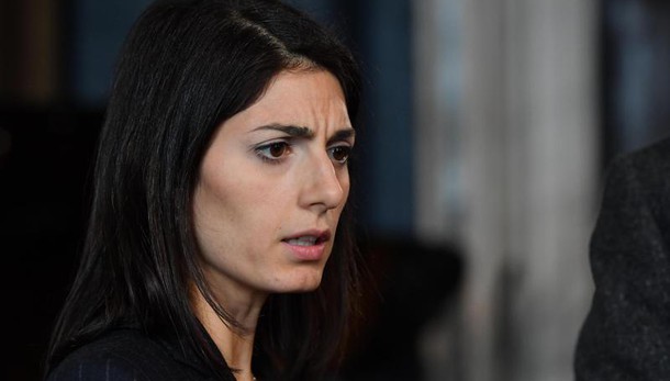 Roma: Raggi, no trattativa con Procura