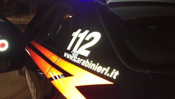 Uccide compagna e si toglie vita a Parma