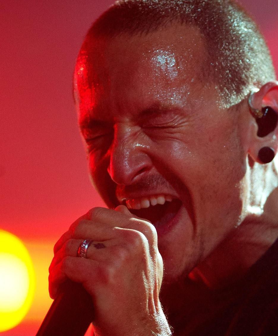 epa04241458 Singer Chester Bennington of the US rock band Linkin Park performs during a concert in Wroclaw, Poland, 05 June 2014. EPA/MACIEJ KULCZYNSKI POLAND OUT epa04241458 Singer Chester Bennington of the US rock band Linkin Park performs during a concert in Wroclaw, Poland, 05 June 2014. EPA/MACIEJ KULCZYNSKI POLAND OUT