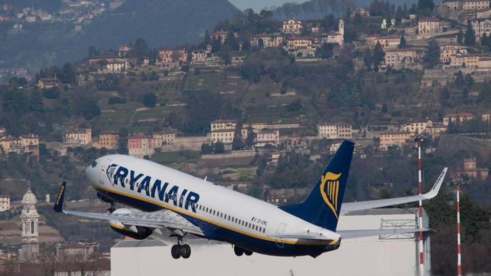 AirHelp e le info utili per farsi rimborsare «Risarcimenti tra i 400 e i 600 euro» AirHelp e le info utili per farsi rimborsare «Risarcimenti tra i 400 e i 600 euro»