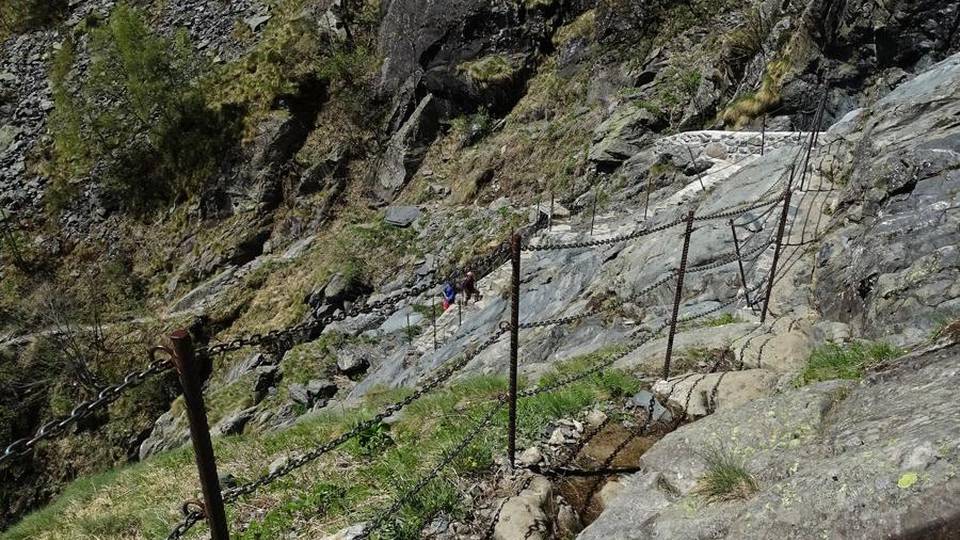 Colpito dal sasso sulle pendici del Coca Ancora grave il giovane di Grumello Colpito dal sasso sulle pendici del Coca Ancora grave il giovane di Grumello