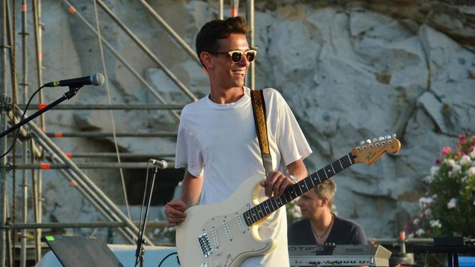 Filippo, 17 anni e anima blues Sul palco che fu di B.B King e Bowie Filippo, 17 anni e anima blues Sul palco che fu di B.B King e Bowie