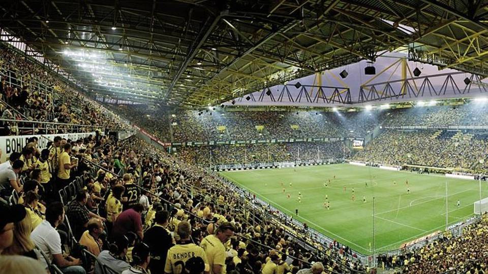 Atalanta, doccia fredda per i tifosi Annullati biglietti per 3 settori a Dortmund Atalanta, doccia fredda per i tifosi Annullati biglietti per 3 settori a Dortmund