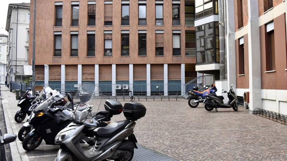 Bergamo,«Banda delle Honda» in azione Via 6 moto, di giorno e sotto le telecamere Bergamo,«Banda delle Honda» in azione Via 6 moto, di giorno e sotto le telecamere