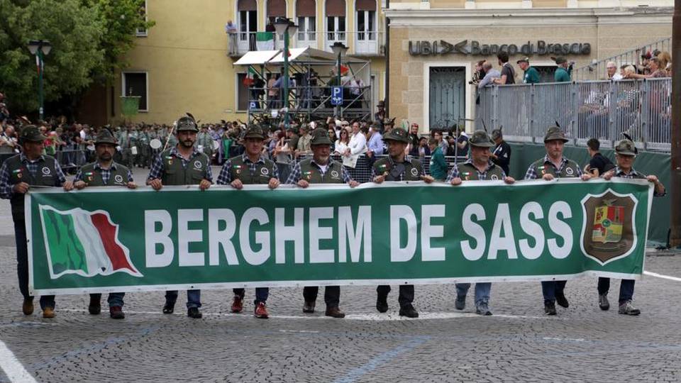 Alpini: leva obbligatoria, sei d’accordo? Guarda i video delle Adunate a Bergamo Alpini: leva obbligatoria, sei d’accordo? Guarda i video delle Adunate a Bergamo