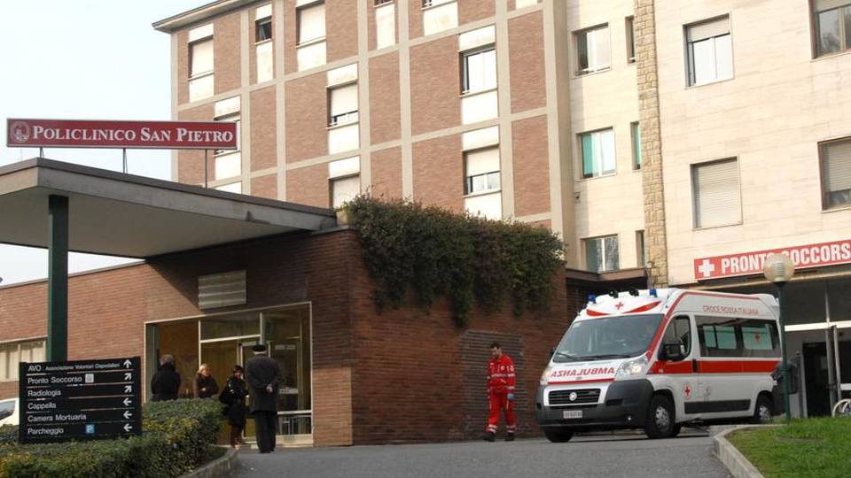 Caprino, rissa dopo la partita Volano insulti e botte, ragazzo in ospedale Caprino, rissa dopo la partita Volano insulti e botte, ragazzo in ospedale