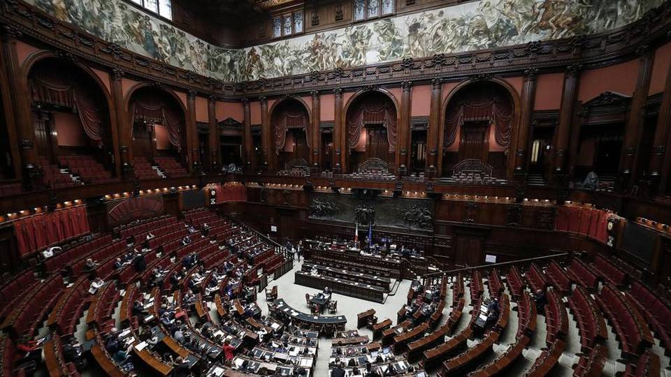 Un paese normale ha diritti e doveri Un paese normale ha diritti e doveri