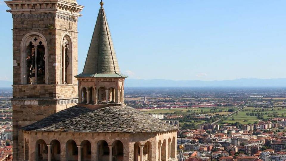 Spunta il sole sulla Bergamasca Dopo la pioggia, week end di bel tempo Spunta il sole sulla Bergamasca Dopo la pioggia, week end di bel tempo