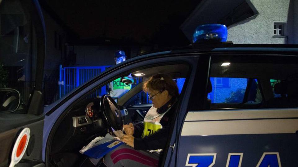 Controlli sulle strade nella notte - Video Alcol e droga per un 25enne di Suisio Controlli sulle strade nella notte - Video Alcol e droga per un 25enne di Suisio