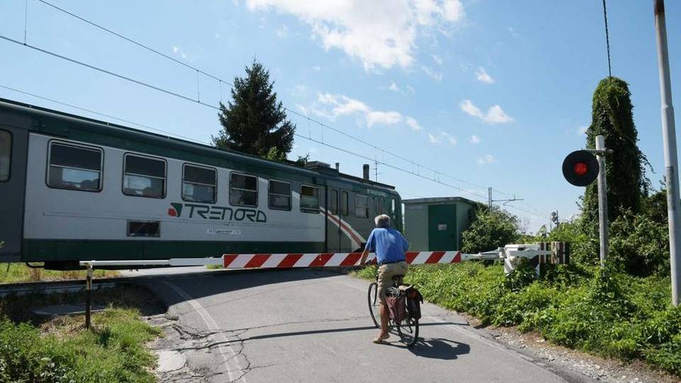 Catena Di Ritardi Sulla Linea Per Brescia Treni Dei Pendolari In Tilt 