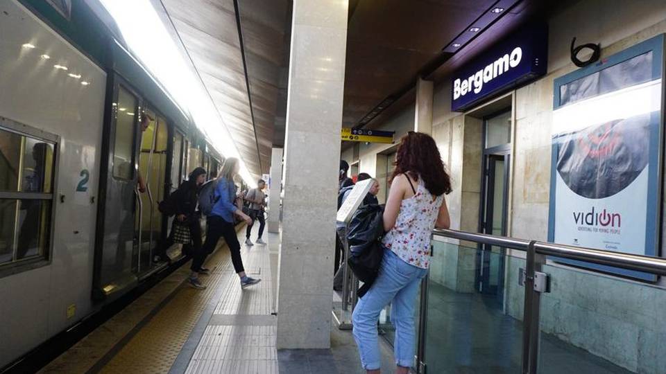 Pendolari treni, bonus ad agosto Class action, due pagine su «L’Eco» Pendolari treni, bonus ad agosto Class action, due pagine su «L’Eco»