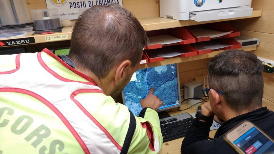 In montagna in sicurezza, i consigli: «Portate un cambio e telefono acceso» In montagna in sicurezza, i consigli: «Portate un cambio e telefono acceso»