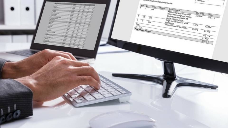 Fatturazione elettronica in partenza Addio studi settore, arrivano gli «Isa» Fatturazione elettronica in partenza Addio studi settore, arrivano gli «Isa»