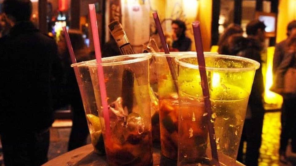 I giovani e l’alcol a Capodanno Una decina di ragazzi in ospedale I giovani e l’alcol a Capodanno Una decina di ragazzi in ospedale