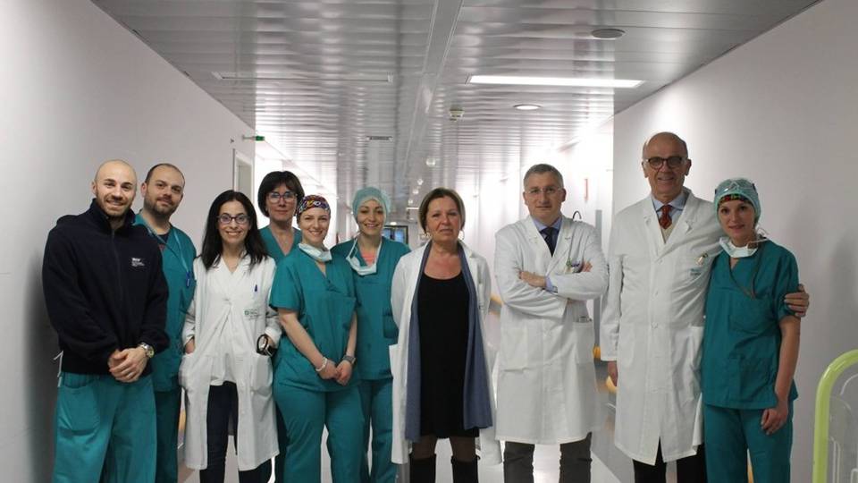 Nuovo traguardo del Papa Giovanni Trapianto fegato-polmoni a una 16enne Nuovo traguardo del Papa Giovanni Trapianto fegato-polmoni a una 16enne