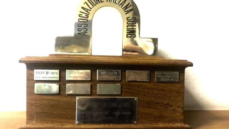 Lovere: «Quella gara l’avevo vinta io» 75enne ruba il trofeo 5 anni dopo Lovere: «Quella gara l’avevo vinta io» 75enne ruba il trofeo 5 anni dopo