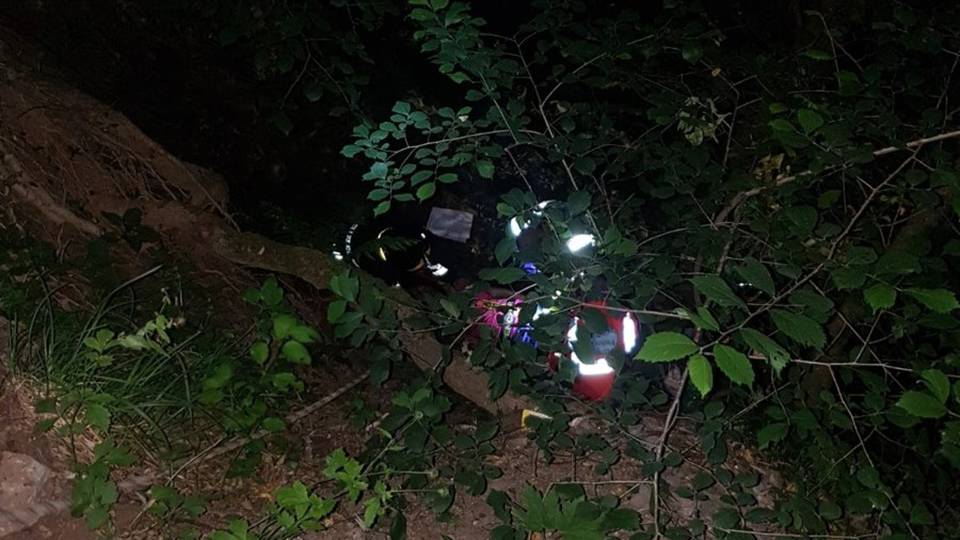 Caduta di cinque metri lungo un sentiero Fiorano, salvata una donna di 48 anni Caduta di cinque metri lungo un sentiero Fiorano, salvata una donna di 48 anni