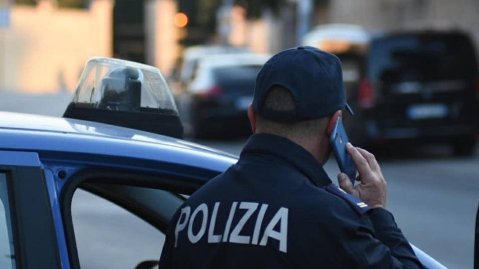 Cocaina e un bilancino negli slip Preso 25enne a Cividate al Piano Cocaina e un bilancino negli slip Preso 25enne a Cividate al Piano