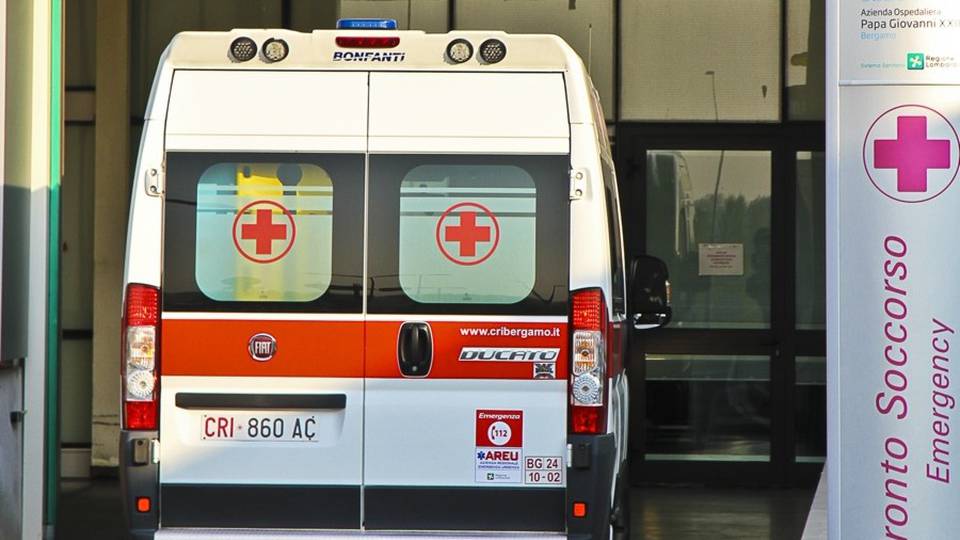 Fiorano, ciclista investito In ospedale un 60enne Fiorano, ciclista investito In ospedale un 60enne