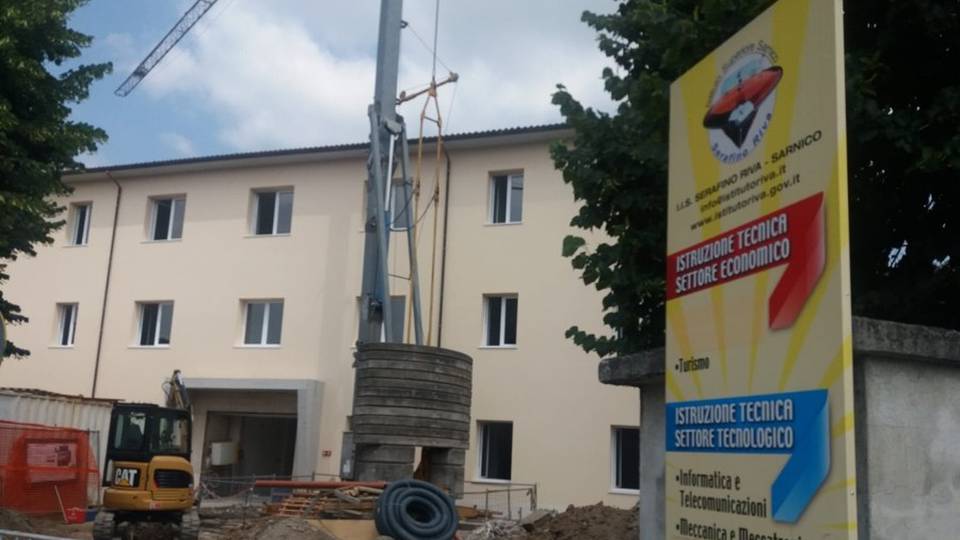 Fuga di gas da un cantiere a Sarnico Evacuate diverse abitazioni per sicurezza Fuga di gas da un cantiere a Sarnico Evacuate diverse abitazioni per sicurezza