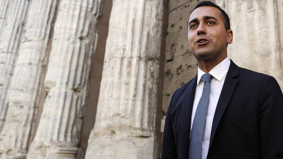 La fronda nei 5 stelle Di Maio a rischio La fronda nei 5 stelle Di Maio a rischio