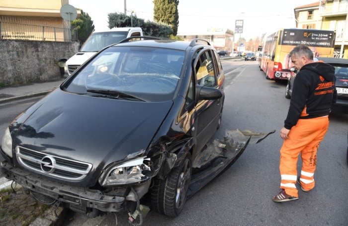 L’auto dei fuggitivi