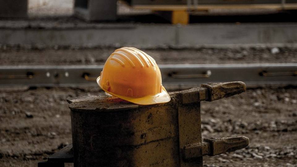 Bergamo: sicurezza sul lavoro «stabile» «Ma si piangono ancora troppi drammi» Bergamo: sicurezza sul lavoro «stabile» «Ma si piangono ancora troppi drammi»