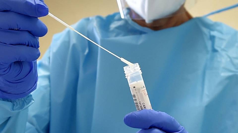 Tampone o isolamento per i bergamaschi appena rientrati dalla Gran Bretagna Tampone o isolamento per i bergamaschi appena rientrati dalla Gran Bretagna