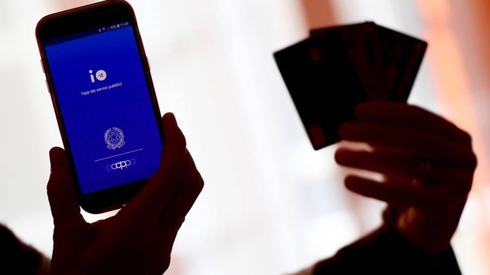 Via agli acquisti con Cashback Ancora problemi sulla app, record accessi Via agli acquisti con Cashback Ancora problemi sulla app, record accessi