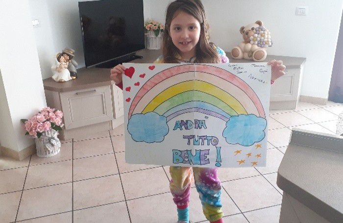 La sorella più piccola di Sabrina, ha 7 anni: in un suo disegno il più importante messaggio che possa essere inviato oggi La sorella più piccola di Sabrina, ha 7 anni: in un suo disegno il più importante messaggio che possa essere inviato oggi