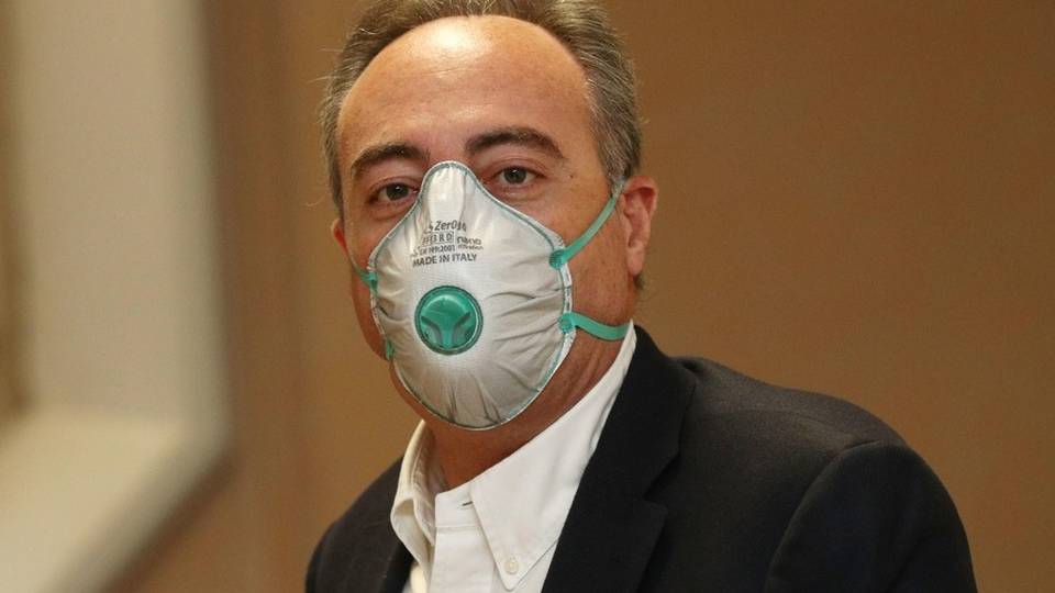 «Senza mascherine per tutti non si apre» Gallera: il 4 maggio solo in sicurezza «Senza mascherine per tutti non si apre» Gallera: il 4 maggio solo in sicurezza
